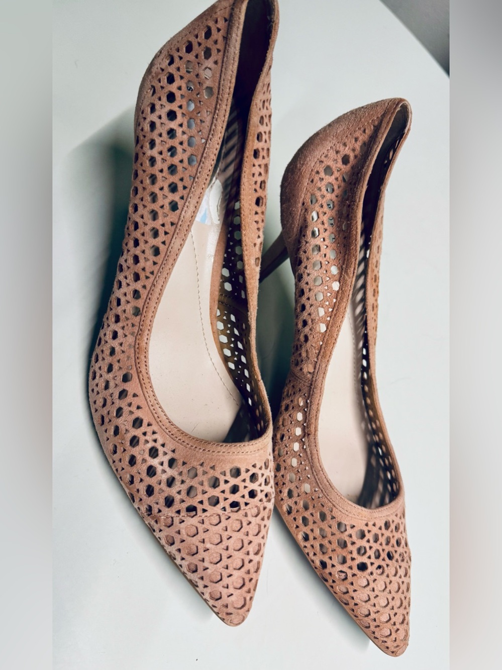 New Alfani Cushioned Heel Shoes Size 9M